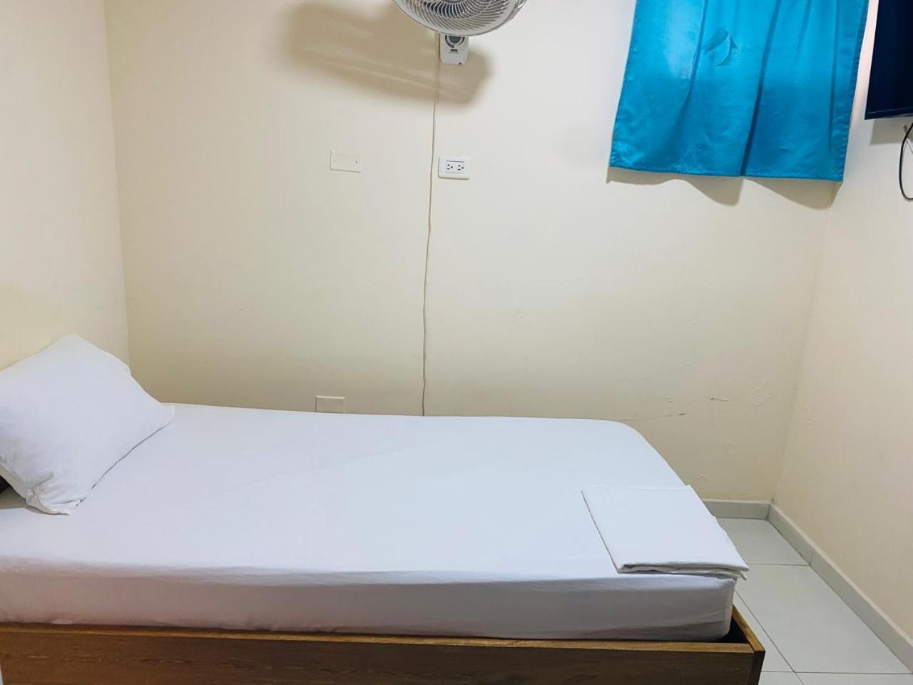 Hostal Los Alpes Cartagena — Photos 3